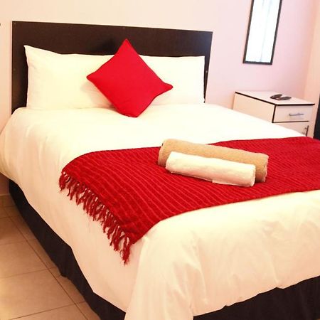 Davilla Guest House Mazenod Экстерьер фото