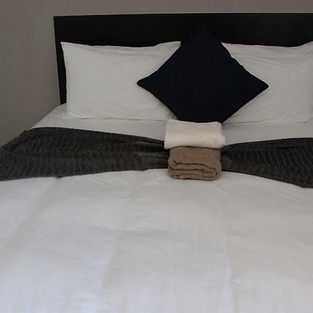 Davilla Guest House Mazenod Экстерьер фото