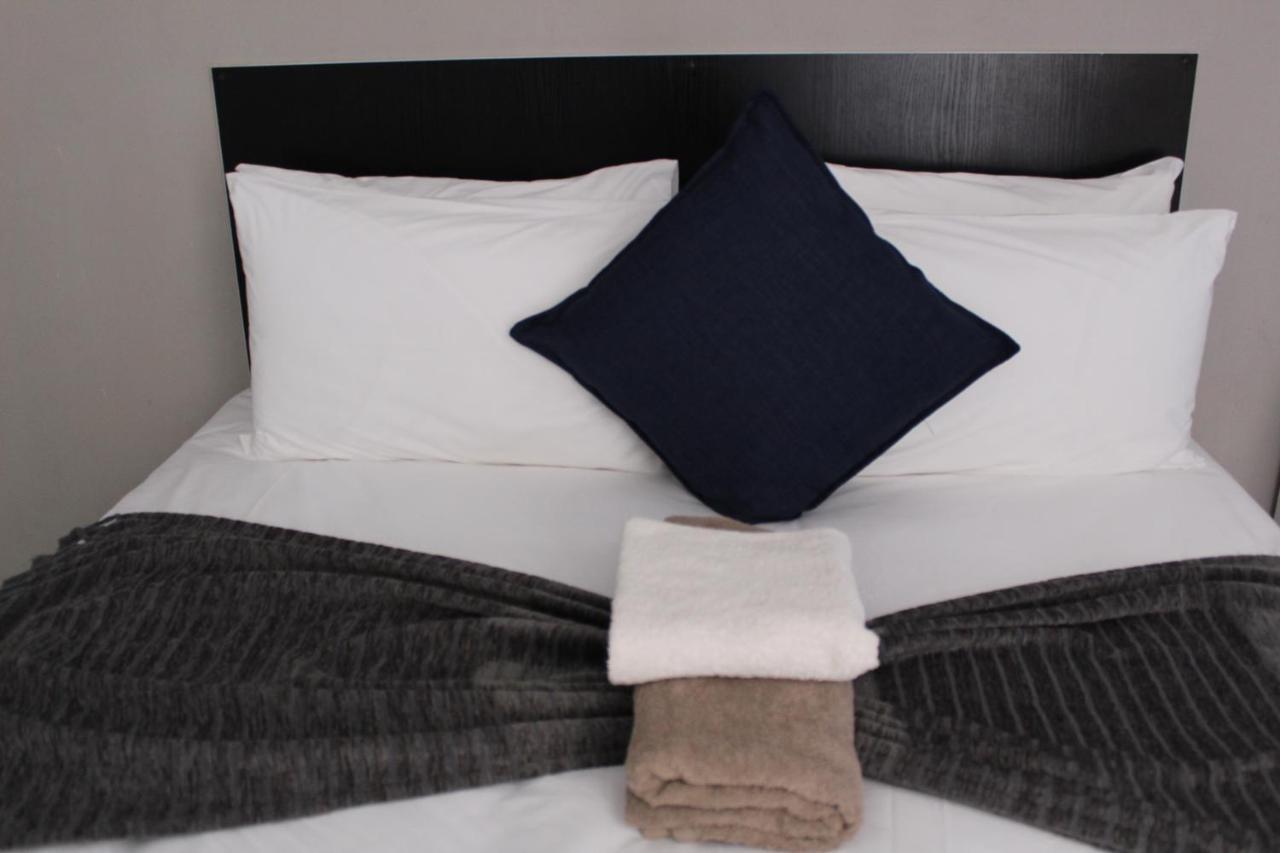 Davilla Guest House Mazenod Экстерьер фото