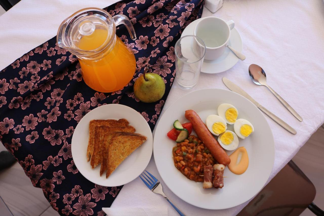 Davilla Guest House Mazenod Экстерьер фото