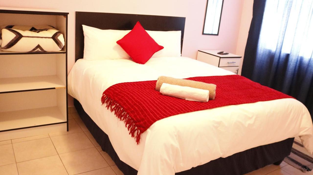 Davilla Guest House Mazenod Экстерьер фото